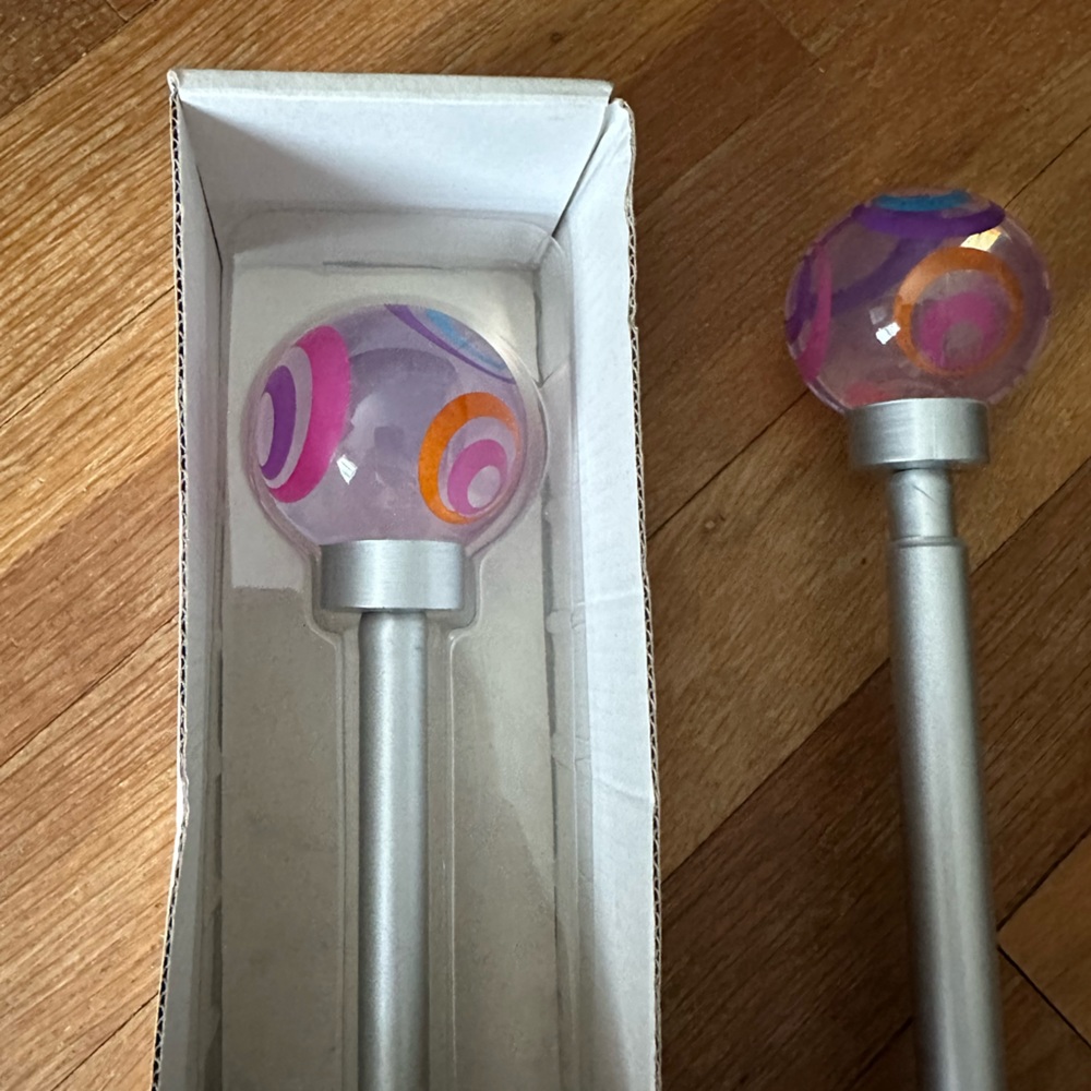 Set of two curtain rods